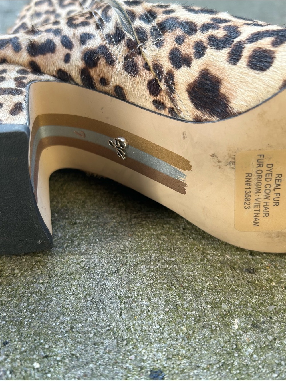 Sam Edelman Leopard Print Pointed Toe Ankle Boots - Picture 5 of 6